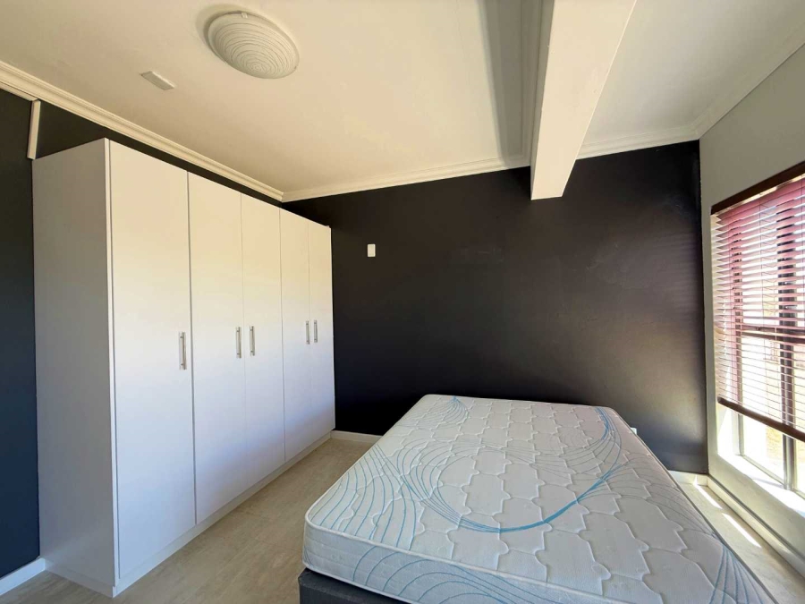 To Let 1 Bedroom Property for Rent in Myburgh Park Western Cape